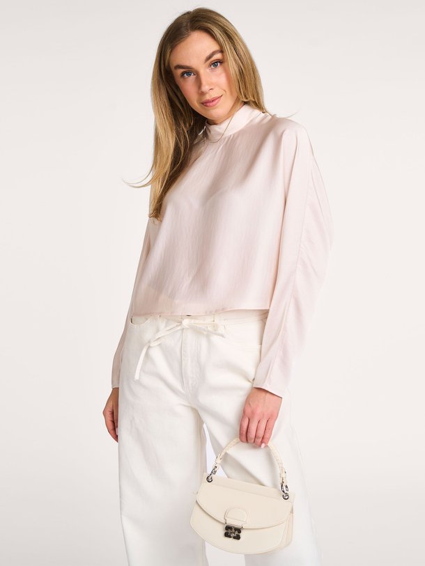 Ontdek de Sally geweven satijnen top van Dante 6 in de kleur crème bij Orangebag. Op werkdagen voor 21:45 besteld, morgen in huis.