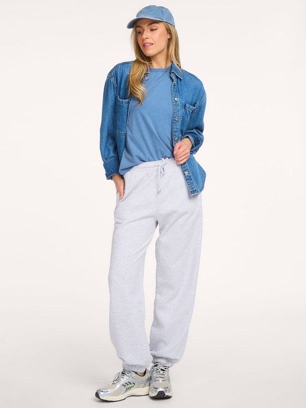 Ontdek de Organic cottonmix gemêleerde joggingbroek van Colorful Standard bij Orangebag. Op werkdagen voor 21:45 besteld, morgen in huis.