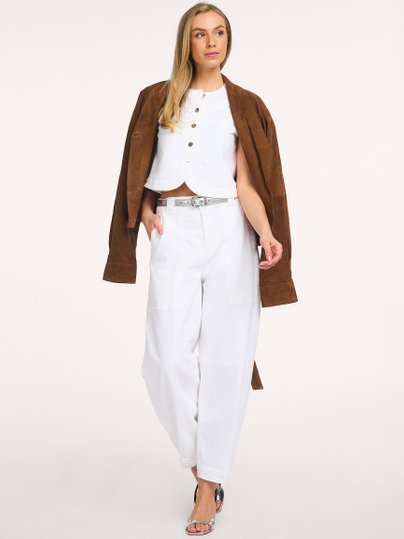 Ontdek de Rhannon mid waist barrel fit non-stretch jeans van Closed in de kleur Wit bij Orangebag. Op werkdagen voor 21:45 besteld, morgen in huis.