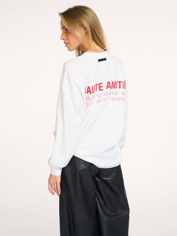 Ontdek de Organic cotton longsleeve met print van Haute L'Amitié in de kleur Crème bij Orangebag. Op werkdagen voor 21:45 besteld, morgen in huis.