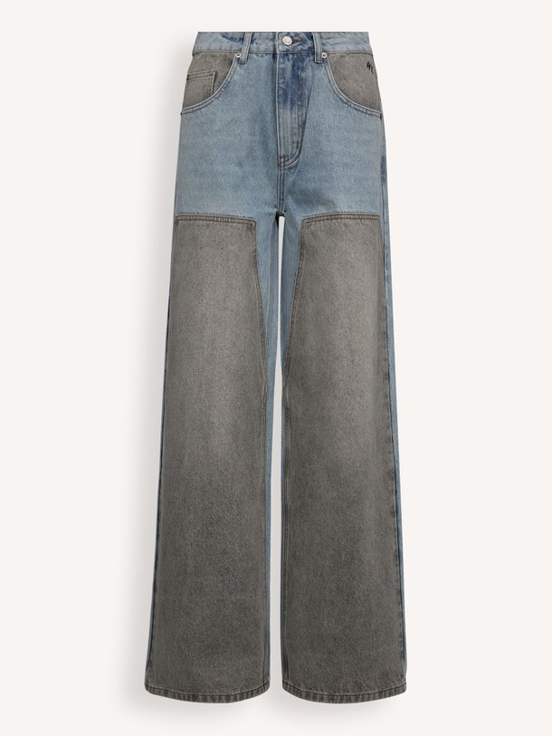 Ontdek de High waist loose fit patchwork jeans van Haute L'Amitié in de kleur Lichtblauw bij Orangebag. Op werkdagen voor 21:45 besteld, morgen in huis.