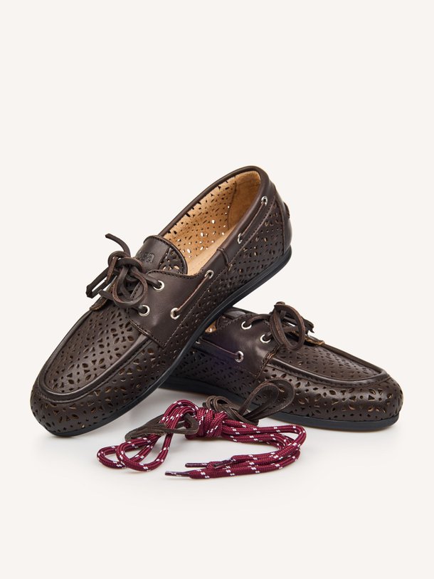 Ontdek de Lederen loafers van Posa in de kleur Donkerbruin bij Orangebag. Op werkdagen voor 21:45 besteld, morgen in huis.