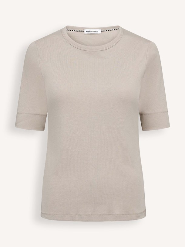 Ontdek de Granny organic cotton T-shirt van Co'Couture in de kleur Beige bij Orangebag. Op werkdagen voor 21:45 besteld, morgen in huis.