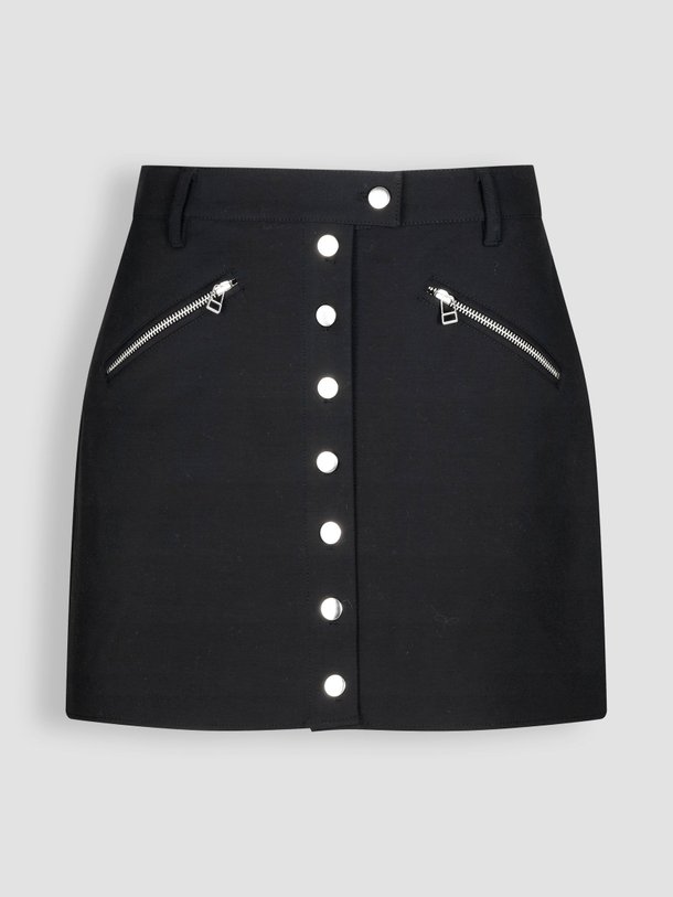 Ontdek de Jolina viscosemix stretch rok van Samsoe Samsoe in de kleur zwart bij Orangebag. Op werkdagen voor 21:45 besteld, morgen in huis.