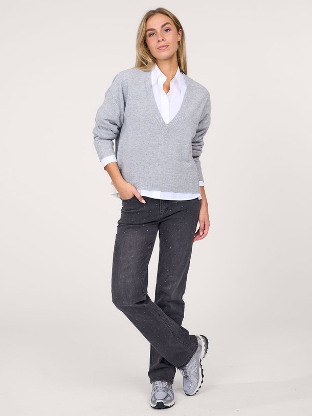 Ontdek de Stockholm high waist loose fit jeans van Sofie Schnoor in de kleur donkergrijs bij Orangebag. Op werkdagen voor 21:45 besteld, morgen in huis.