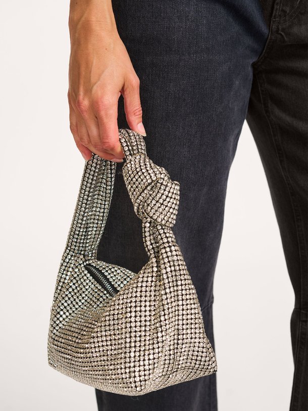 Ontdek de Cristal geweven handtas met strass van Dante 6 in de kleur Zilverkleur bij Orangebag. Op werkdagen voor 21:45 besteld, morgen in huis.