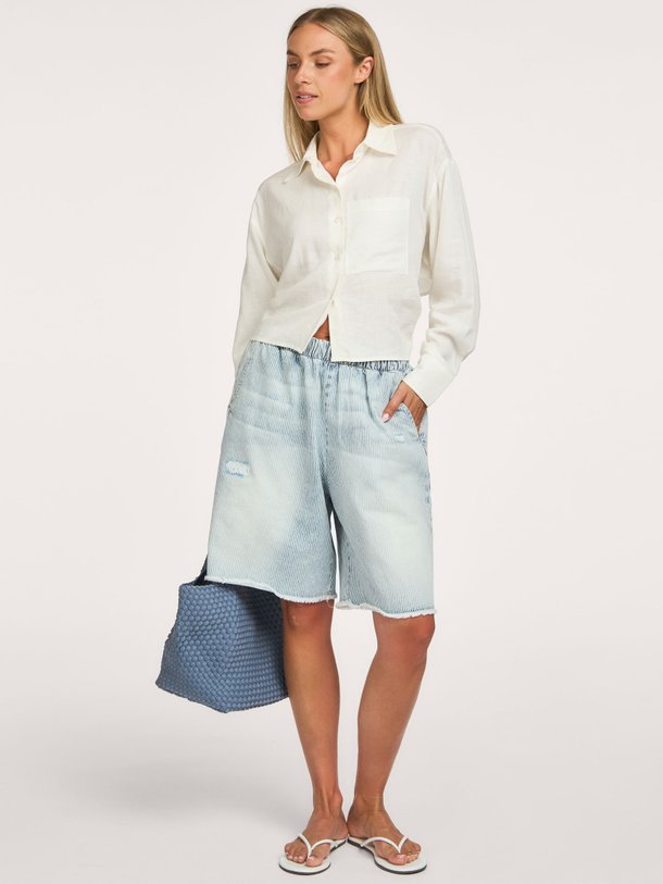 Sea Me Happy Peyton Shorts Washed Denim Striped Ontdek de Peyton Shorts Washed Denim Striped van Sea Me Happy bij Orangebag. Op werkdagen voor 21:45 besteld, morgen in huis.