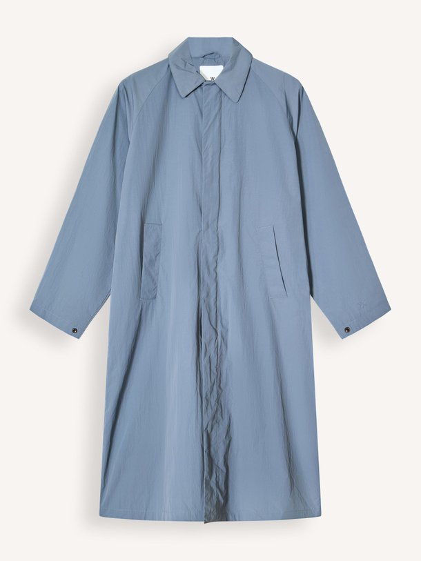 Ontdek de Long Coach Crinkle geweven technische parka van Welter Shelter in de kleur Grijsblauw bij Orangebag. Op werkdagen voor 21:45 besteld, morgen in huis.