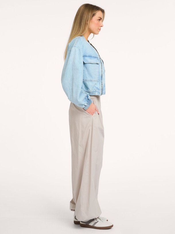 Ontdek de June katoenen balloon broek van Co'Couture in de kleur Lichtgrijs bij Orangebag. Op werkdagen voor 21:45 besteld, morgen in huis.