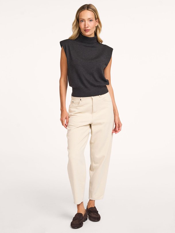 Ontdek de Tineborow high waist loose fit jeans van American Vintage in de kleur ecru bij Orangebag. Op werkdagen voor 21:45 besteld, morgen in huis.