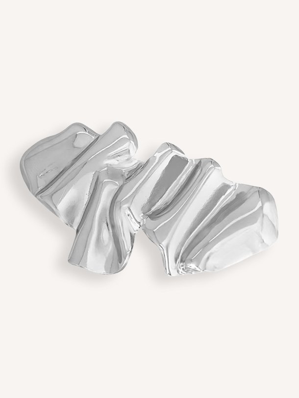 Ontdek de Silver broche van Ellen Beekmans in de kleur zilverkleur bij Orangebag. Op werkdagen voor 21:45 besteld, morgen in huis.