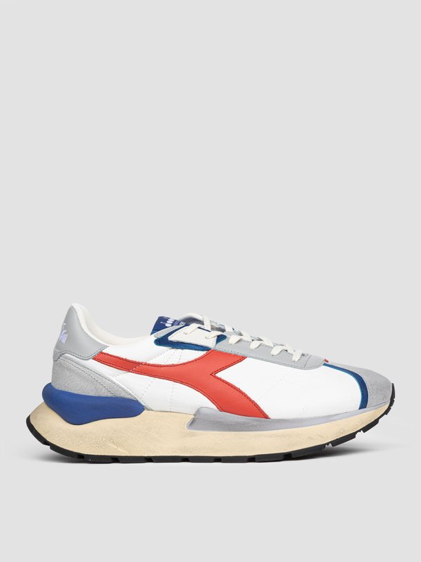 Ontdek de Mercury Elite lederen sneakers van Diadora in de kleur wit bij Orangebag. Op werkdagen voor 21:45 besteld, morgen in huis.