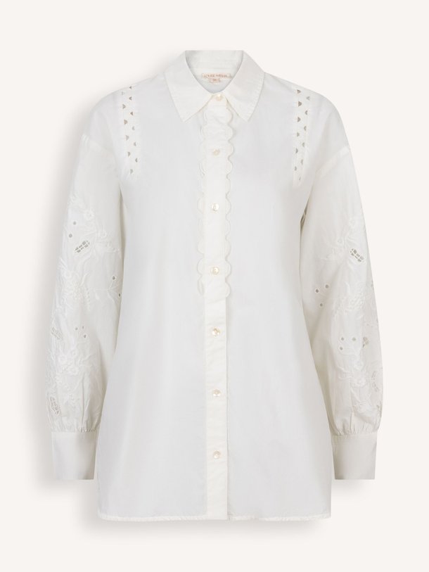 Ontdek de Rupi organic cotton blouse met borduursel van Louise Misha in de kleur wit bij Orangebag. Op werkdagen voor 21:45 besteld, morgen in huis.