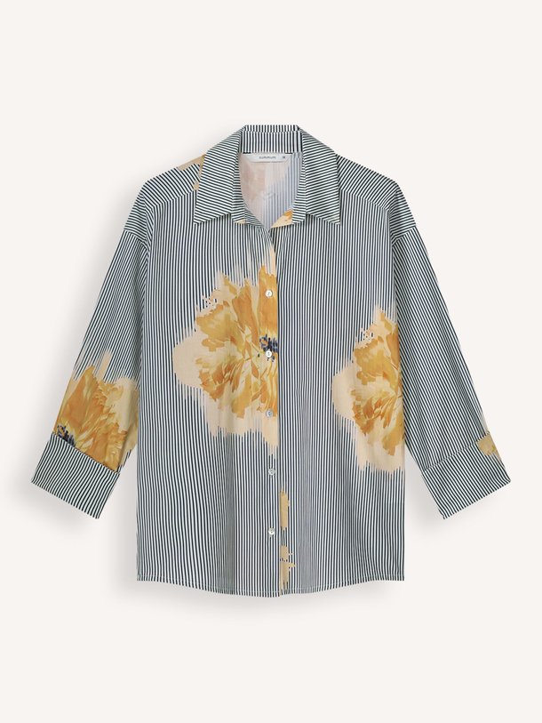 Ontdek de Katoenmix oversized blouse met print van Summum in de kleur donkerblauw bij Orangebag. Op werkdagen voor 21:45 besteld, morgen in huis.