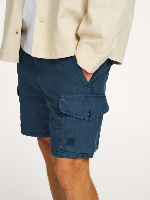 Ontdek de Wilton Ripstop Short van Butcher of Blue bij Orangebag. Op werkdagen voor 21:45 besteld, morgen in huis.