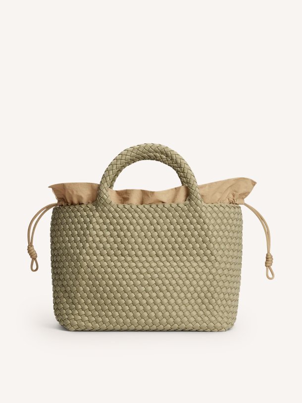 Ontdek de Gevlochtend handtas medium van Marrea in de kleur Taupe bij Orangebag. Op werkdagen voor 21:45 besteld, morgen in huis.