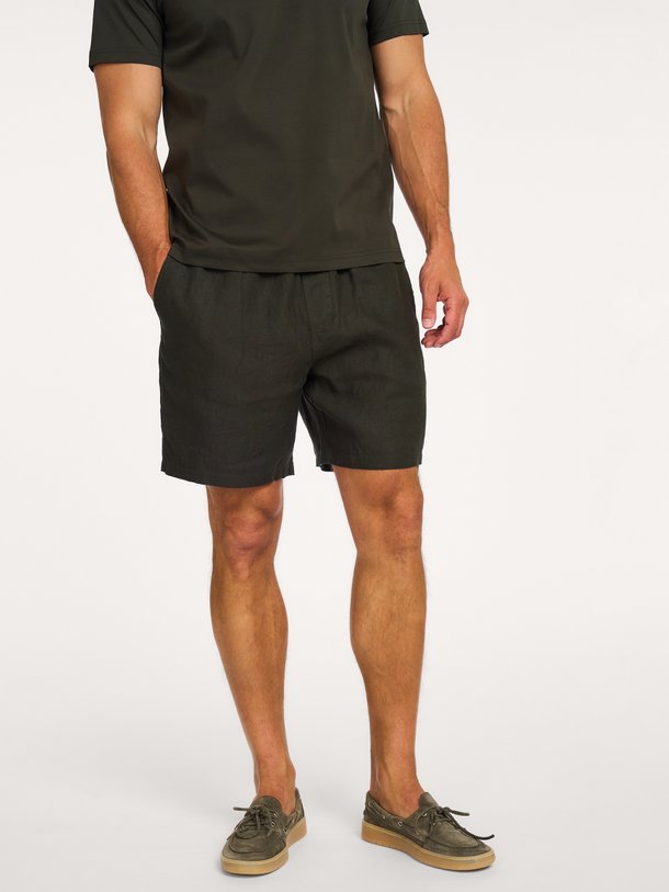 Nn.07 Gregor Shorts 1454 Ontdek de Gregor Shorts 1454 van NN.07 bij Orangebag. Op werkdagen voor 21:45 besteld, morgen in huis.
