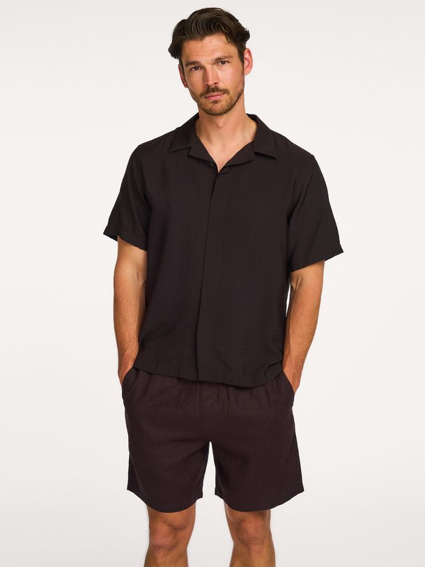 Nn.07 Gregor Shorts 1454 Ontdek de Gregor Shorts 1454 van NN.07 bij Orangebag. Op werkdagen voor 21:45 besteld, morgen in huis.
