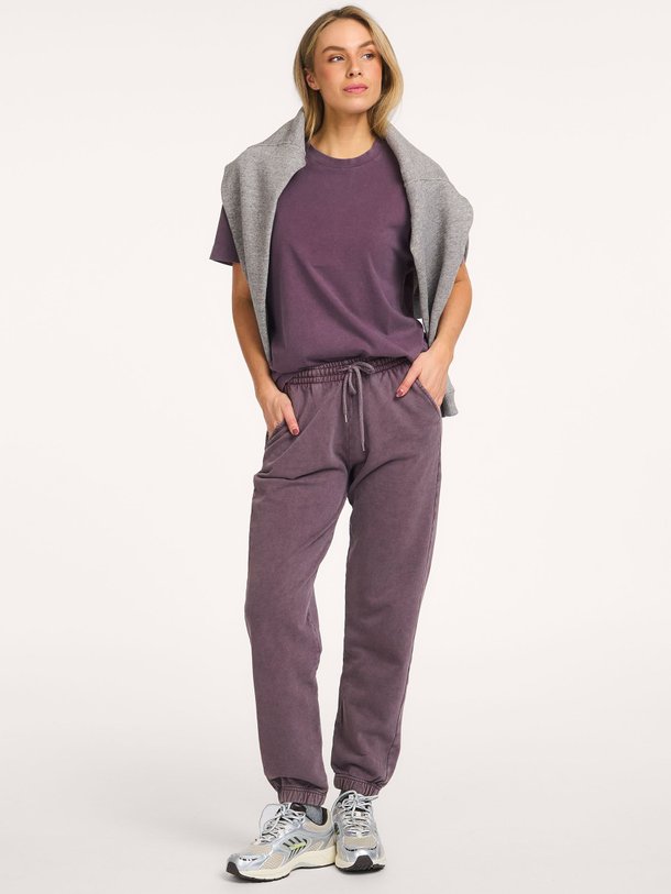 Ontdek de Organic cotton joggingbroek van Colorful Standard in de kleur Paars bij Orangebag. Op werkdagen voor 21:45 besteld, morgen in huis.