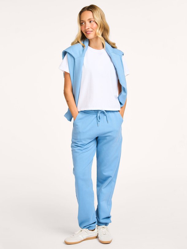 Ontdek de Unisex organic cotton joggingbroek van Colorful Standard in de kleur lichtblauw bij Orangebag. Op werkdagen voor 21:45 besteld, morgen in huis.