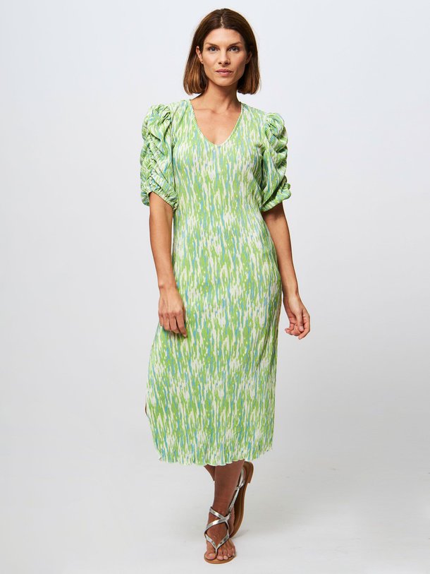 Ontdek de Gayla geweven plissé jurk met print van Freebird in de kleur groen bij Orangebag. Op werkdagen voor 21:45 besteld, morgen in huis.