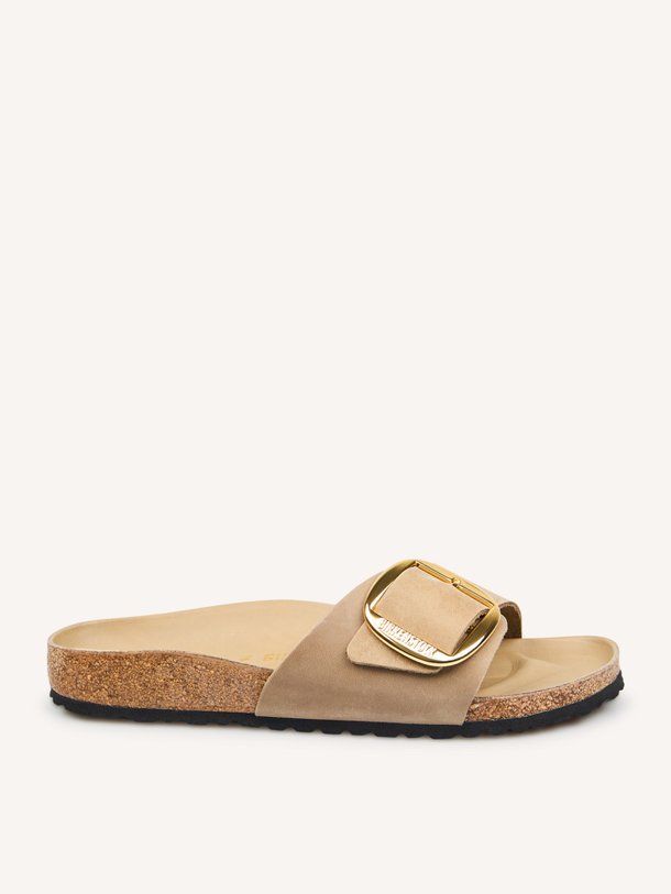 Ontdek de Madrid nubuck big buckle slippers van Birkenstock in de kleur Lichtbruin bij Orangebag. Op werkdagen voor 21:45 besteld, morgen in huis.
