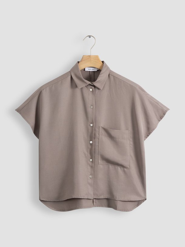 Ontdek de Jade lyocell top van Knit-ted in de kleur taupe bij Orangebag. Op werkdagen voor 21:45 besteld, morgen in huis.