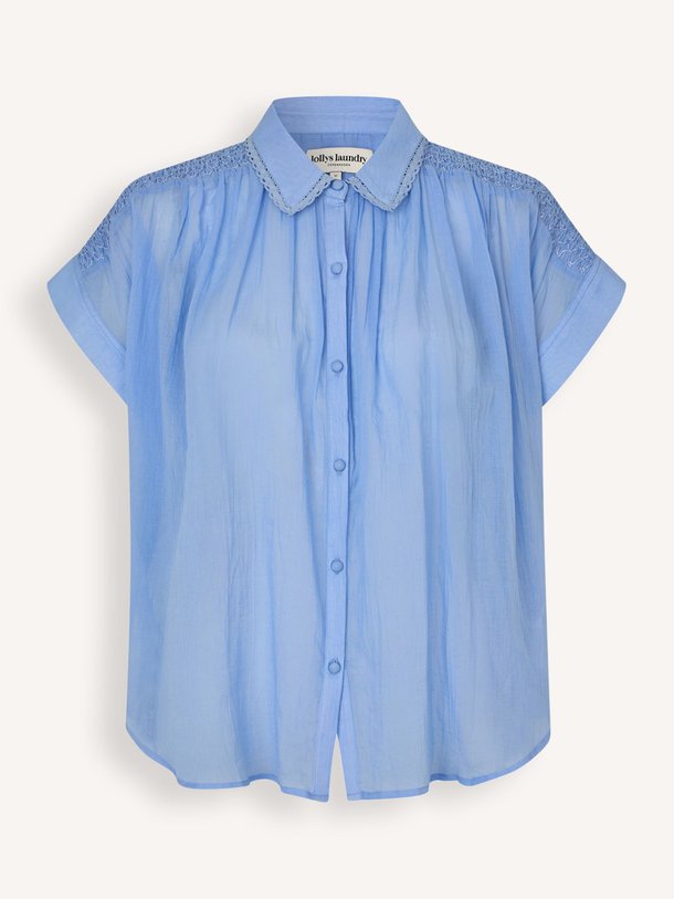 Ontdek de Badal katoenen blouse van Lollys Laundry in de kleur Blauw bij Orangebag. Op werkdagen voor 21:45 besteld, morgen in huis.