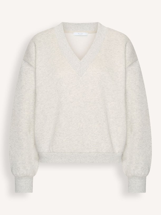 Ontdek de Momo katoenmix gemêleerde sweater van By-Bar in de kleur Lichtgrijs bij Orangebag. Op werkdagen voor 21:45 besteld, morgen in huis.