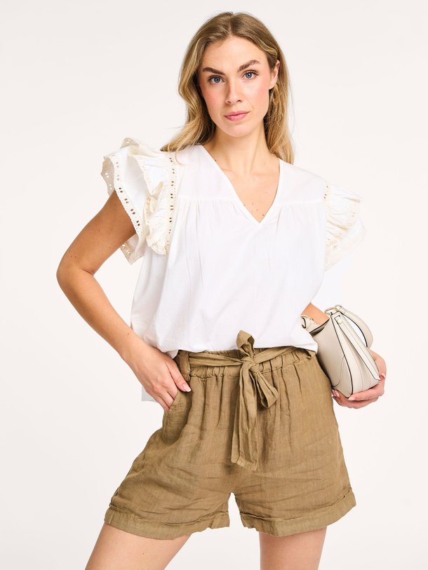 Ontdek de River katoenen poplin top van By-Bar in de kleur off-white bij Orangebag. Op werkdagen voor 21:45 besteld, morgen in huis.