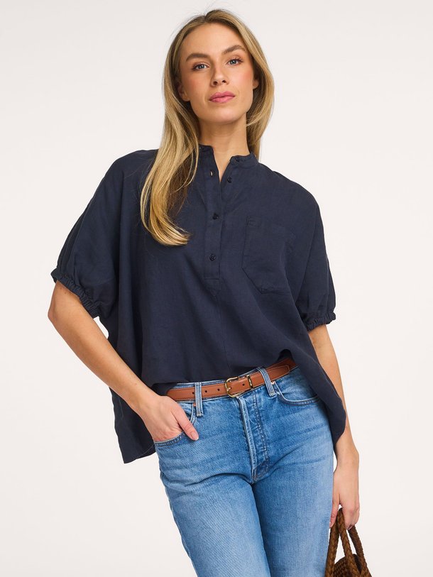 Ontdek de Cowboy linnen top van So Sue in de kleur Donkerblauw bij Orangebag. Op werkdagen voor 21:45 besteld, morgen in huis.