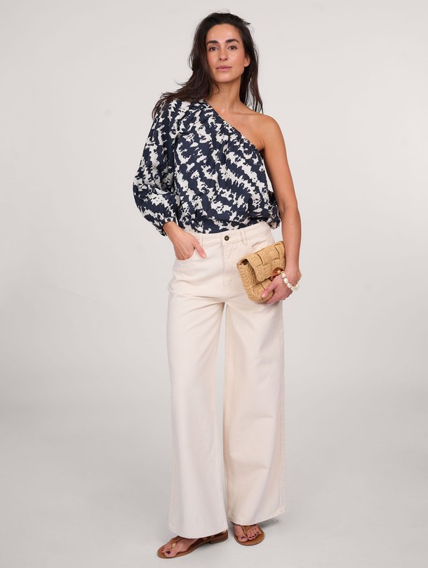 Ontdek de Stella katoenen one shoulder top met print van By-Bar in de kleur donkerblauw bij Orangebag. Op werkdagen voor 21:45 besteld, morgen in huis.
