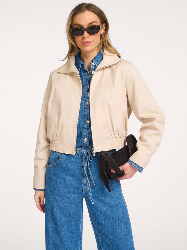 Ontdek de Willie katoenen jack van Second Female in de kleur Beige bij Orangebag. Op werkdagen voor 21:45 besteld, morgen in huis.