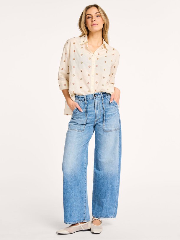 Ontdek de Katoenen blouse met borduursel van Summum in de kleur ecru bij Orangebag. Op werkdagen voor 21:45 besteld, morgen in huis.