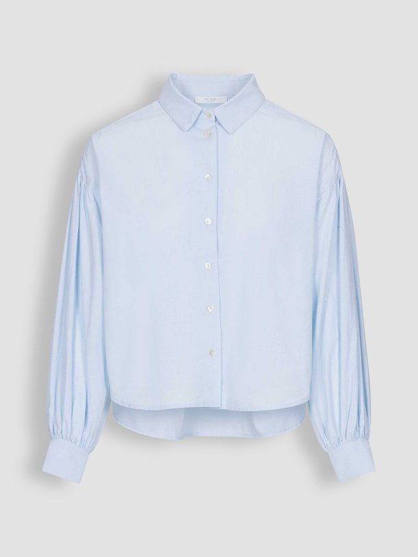 Ontdek de Sarah short katoenen blouse van By-Bar in de kleur lichtblauw bij Orangebag. Op werkdagen voor 21:45 besteld, morgen in huis.