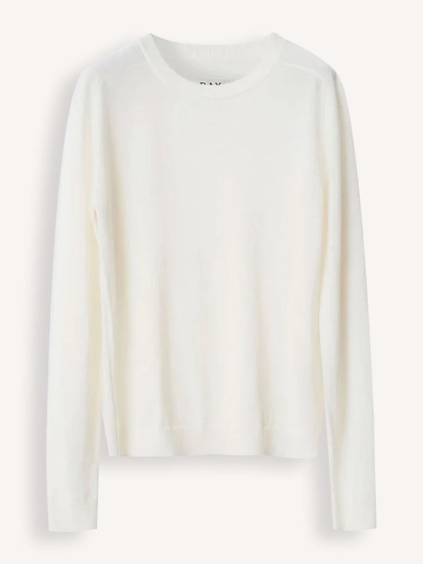 Ontdek de Annabelle merinowollen trui van DAY Birger et Mikkelsen in de kleur off-white bij Orangebag. Op werkdagen voor 21:45 besteld, morgen in huis.