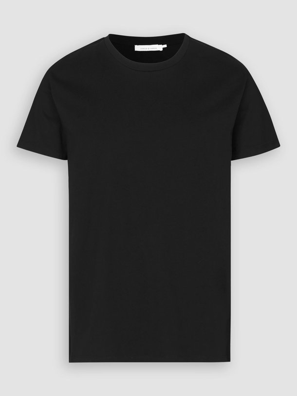 Ontdek de Kronos organic cotton T-shirt van Samsoe Samsoe in de kleur zwart bij Orangebag. Op werkdagen voor 21:45 besteld, morgen in huis.