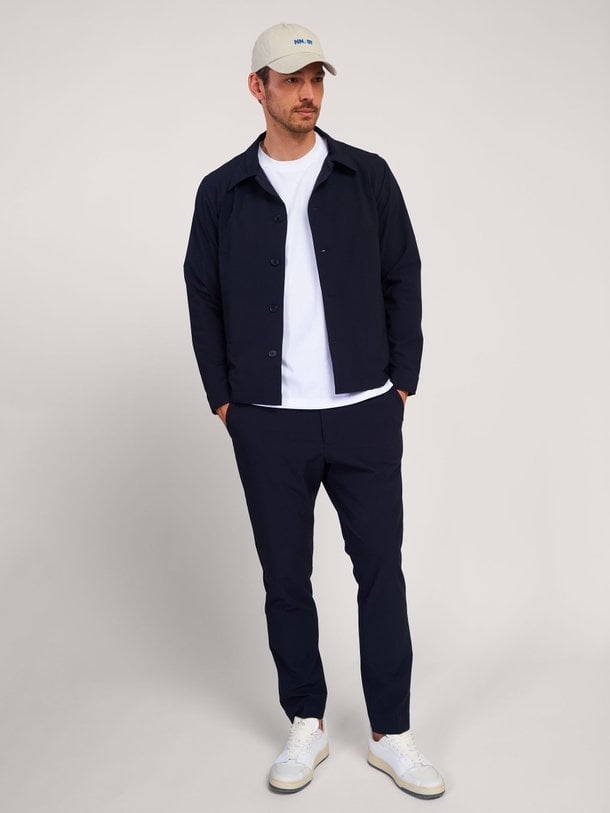 Ontdek de Billie geweven seersucker pantalon van NN.07 in de kleur donkerblauw bij Orangebag. Op werkdagen voor 21:45 besteld, morgen in huis.