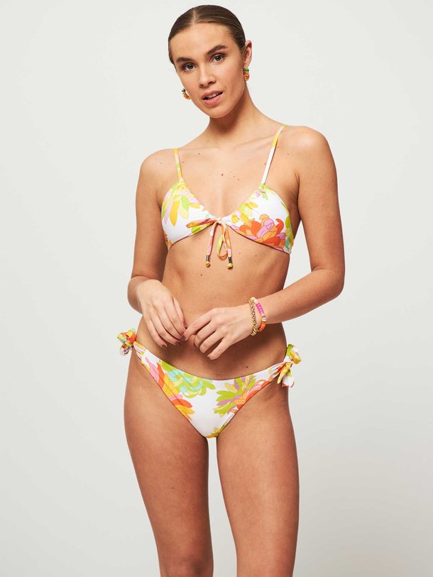 Ontdek de Palm Springs Tie Side Pant van Seafolly in de kleur geel bij Orangebag. Op werkdagen voor 21:45 besteld, morgen in huis.