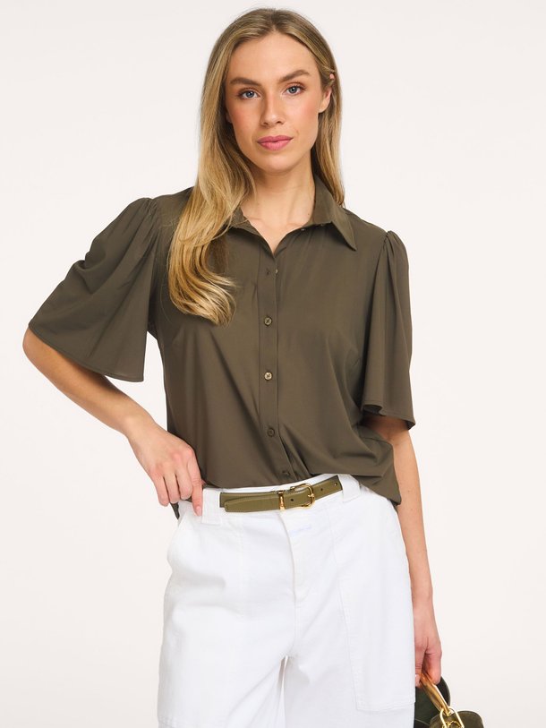 Ontdek de Poppy, light travel jersey blouse van Studio Anneloes bij Orangebag. Op werkdagen voor 21:45 besteld, morgen in huis.