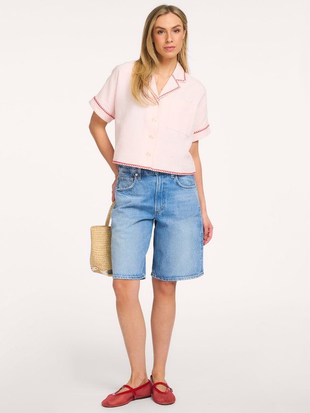 Ontdek de Isalya katoenen blouse van Frnch in de kleur Lichtroze bij Orangebag. Op werkdagen voor 21:45 besteld, morgen in huis.