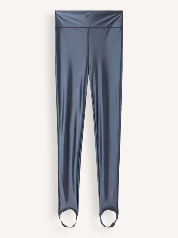 Ontdek de Goffy jersey glanzende sportlegging van American Vintage in de kleur Blauwgrijs bij Orangebag. Op werkdagen voor 21:45 besteld, morgen in huis.