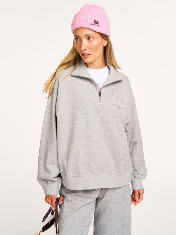 Ontdek de Organic cotton sweater met logo van Ganni in de kleur Grijs bij Orangebag. Op werkdagen voor 21:45 besteld, morgen in huis.