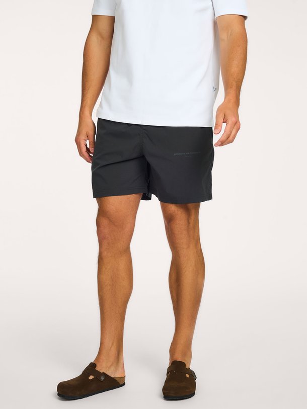 Law Of The Sea Reef Swimshort Ontdek de REEF SWIMSHORT van Law of the Sea bij Orangebag. Op werkdagen voor 21:45 besteld, morgen in huis.
