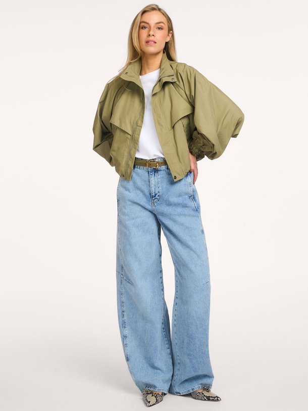 Ontdek de Alora geweven jack van Co'Couture in de kleur Groen bij Orangebag. Op werkdagen voor 21:45 besteld, morgen in huis.