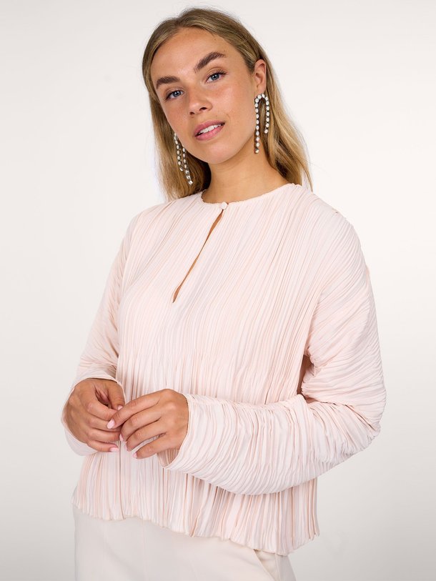 Ontdek de Geweven plissé top van forte_forte in de kleur ecru bij Orangebag. Op werkdagen voor 21:45 besteld, morgen in huis.