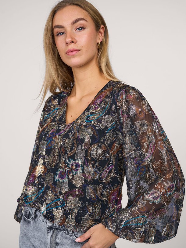 Ontdek de Beandra geweven top met dessin van Freebird in de kleur zwart bij Orangebag. Op werkdagen voor 21:45 besteld, morgen in huis.