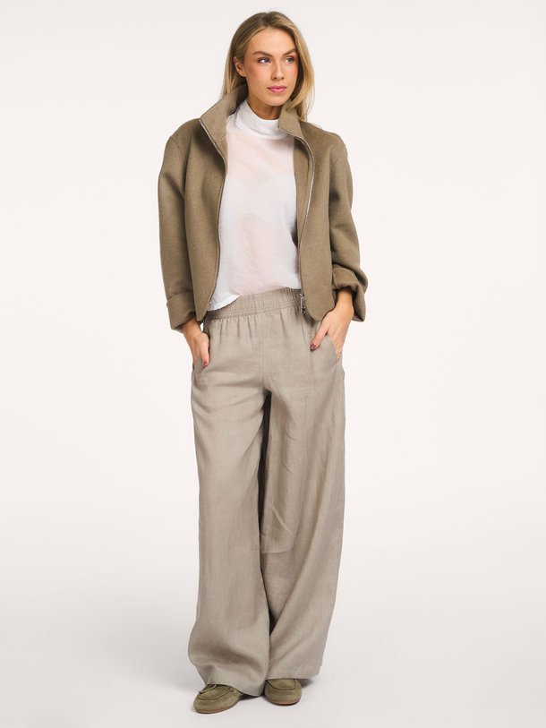 Ontdek de Ceiling linnen palazzo van Drykorn in de kleur Grijsgroen bij Orangebag. Op werkdagen voor 21:45 besteld, morgen in huis.