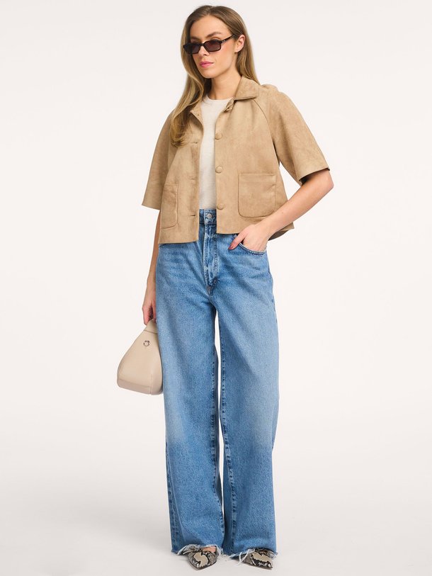 Ontdek de Editta geweven suèdelook jasje van Neo Noir in de kleur Zand bij Orangebag. Op werkdagen voor 21:45 besteld, morgen in huis.