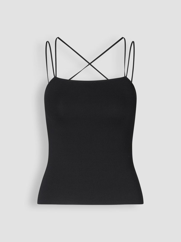 Ontdek de Saneha viscosemix top van Samsoe Samsoe in de kleur zwart bij Orangebag. Op werkdagen voor 21:45 besteld, morgen in huis.